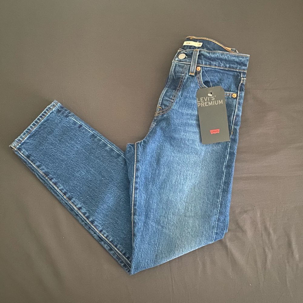 Levi’s Wedgie Jeans